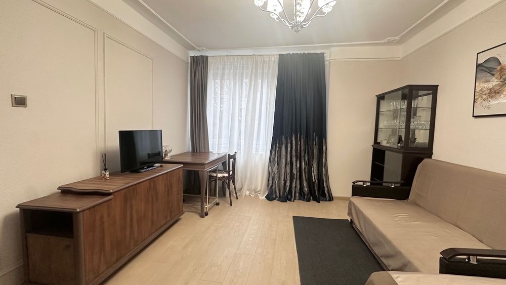 Chirie Iași centru Tudor Vladimirescu-2 camere decomandat,prima chirie