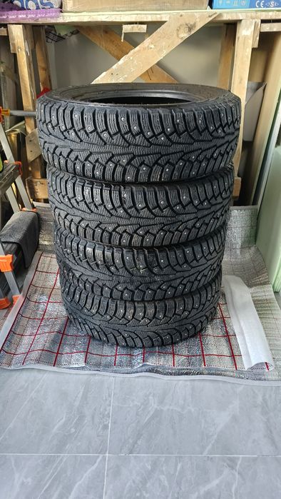 Продам Шины зимние шипованные Nordman5 (Nokian) Ikon Tyres. Идеальная!