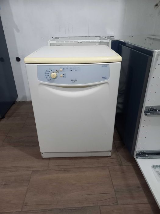 Съдомиална Уирпол 6-то чуство