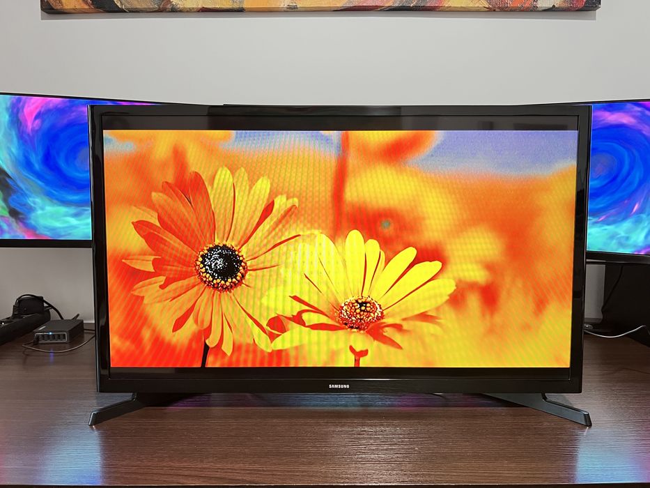 Телевизор Samsung LED (диагональ 32)