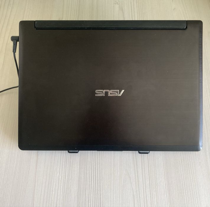 Продам ноутбук core i3