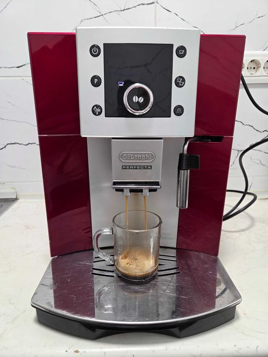 Espressor Automat DeLonghi Perfecta ESAM5400.R Aparat cu Cafea Boabe