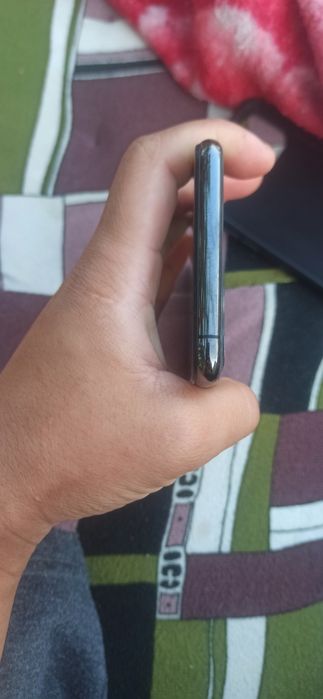 Iphone 11 pro max sotiladi