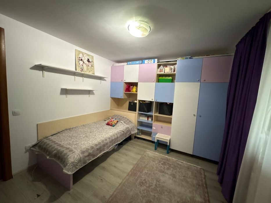 Inchiriez Apartament 3 camere + PARCARE, bloc nou, zona BUCURESTII NOI-CHITILA