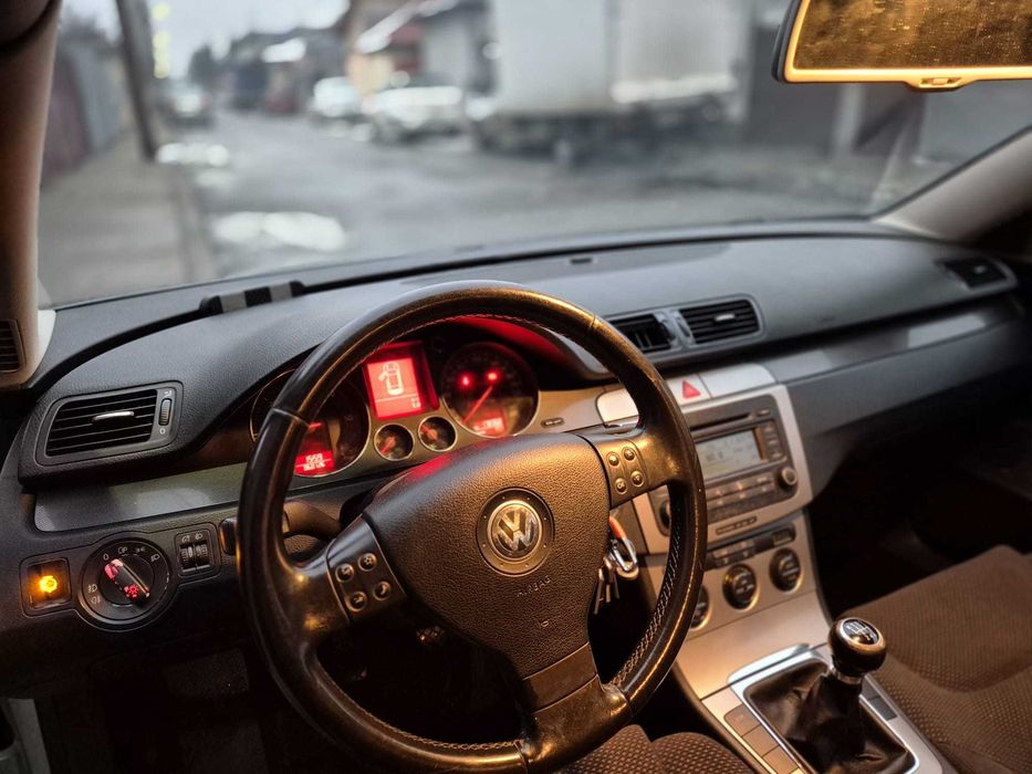 VOLKSWAGEN Passat 2005 — imagine 3