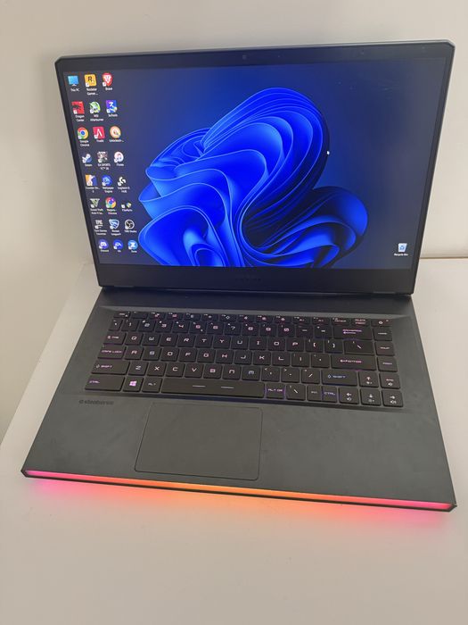 vand laptop gaming MSI