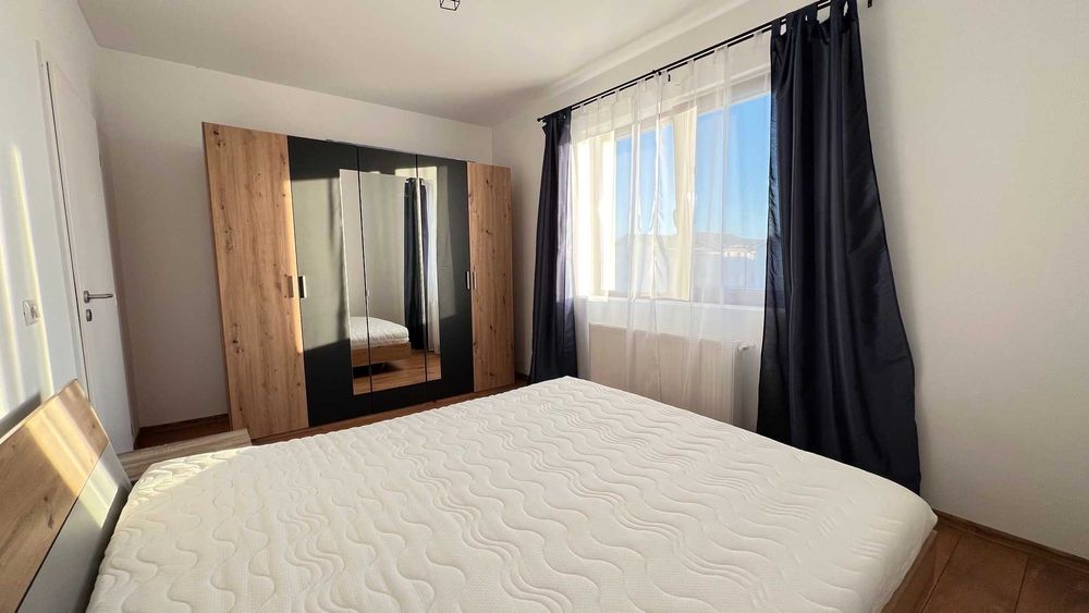 Propirietar, Apartament 2 camere, de inchiriat, Giroc (central), loc de parcare
