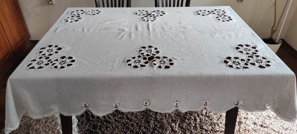 Покривка рязана бродерия 150/130 см