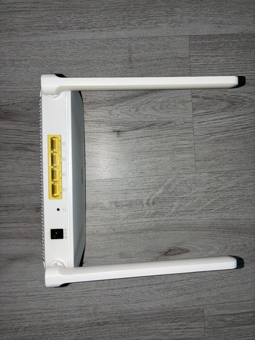 Router Huawei OptiXstar K562e-10
