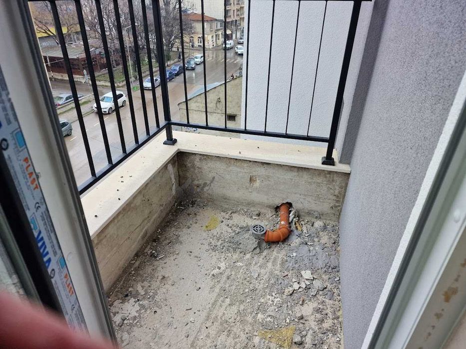 Продава се Тристаен апартамент в Варна, Погреби - 97 кв.м за 1918 €/кв.м - Снимка #9