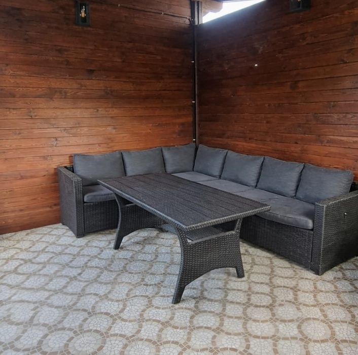 Vând set mobilier terasă JYSK (canapea colț + masă) ca nou