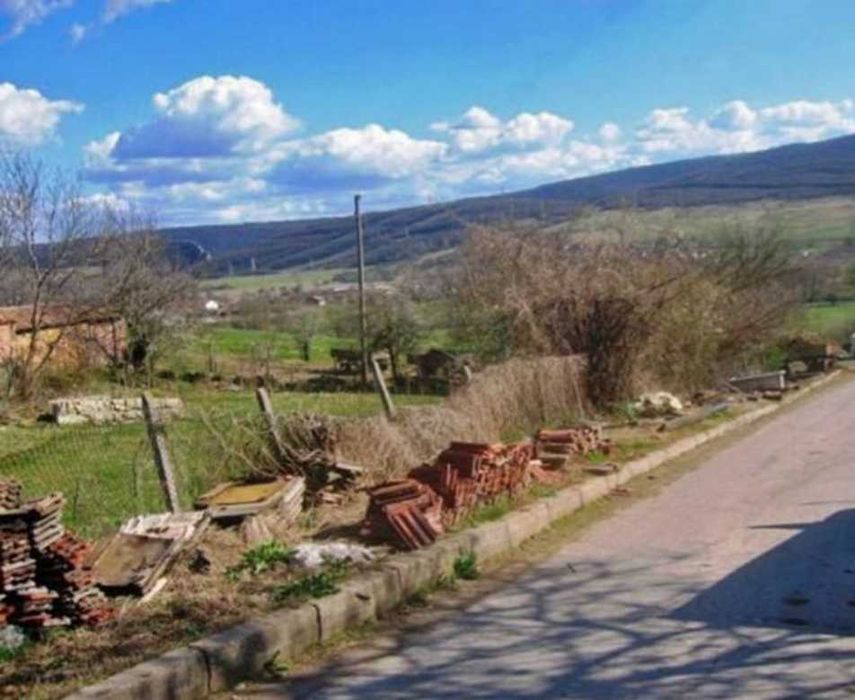 Продава се Парцел в с. Леденик, Област Велико Търново - 1350 кв.м за 31 €/кв.м - Снимка #2