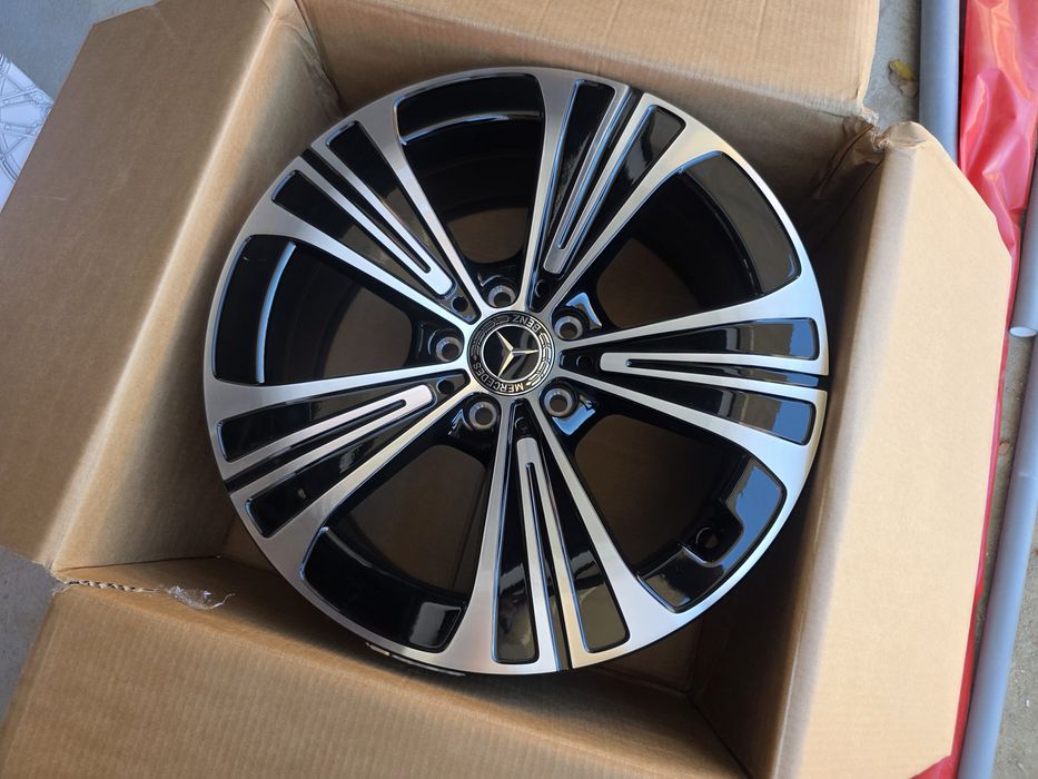 Jante de aliaj originale pentru Mercedes pe 18