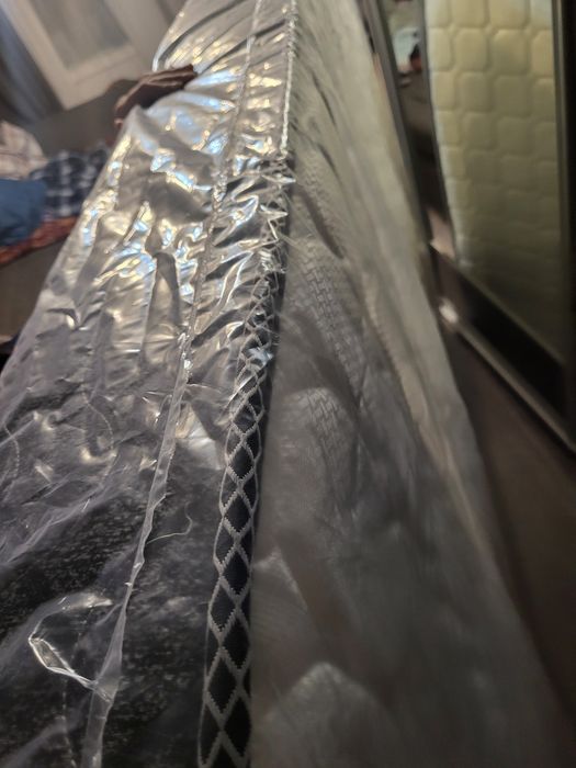 Новый матрас двуспальный 160×200×22