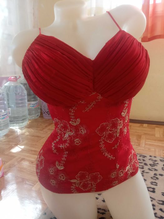 Ново!Червен топ и Потник в синьо