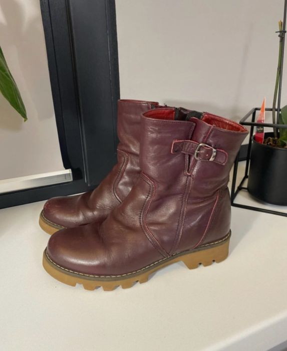 Ghete din piele Marelbo