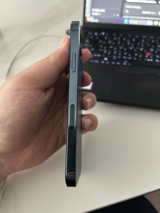 Продам Iphone 12 pro 128 gb в отличном состоянии