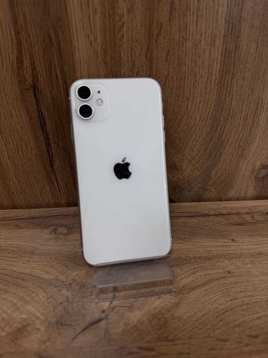 Смартфон Apple iPhone 11  4/128 Gb