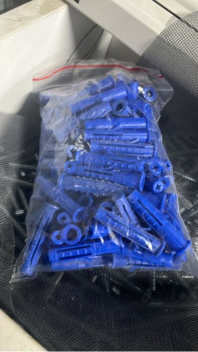 Дюбеля без шурупов