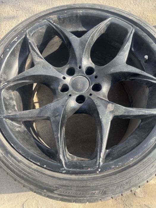 Продам диски шинами