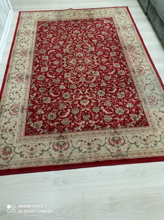 Ковер.  Кілем.  Палас.  Срочно.  Срочно.