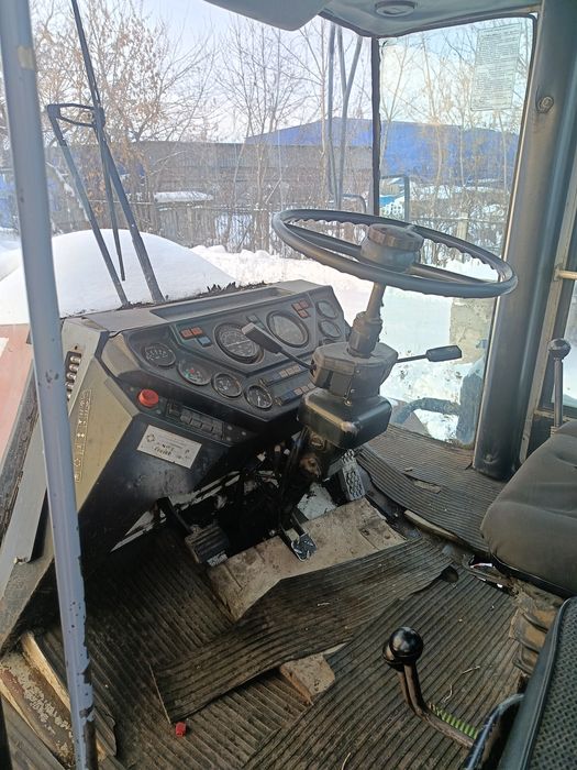 Трактор Кировец К744