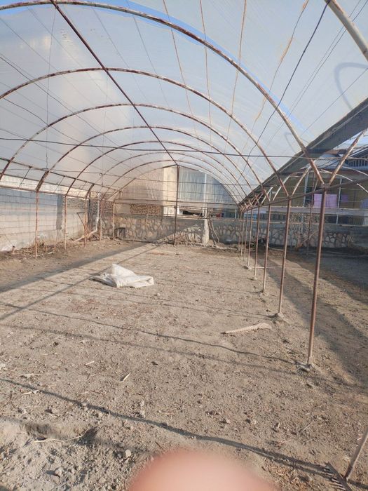 Парник. Иссикхона сотилади 2.60