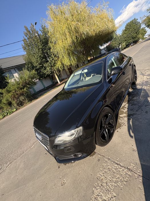 Se vinde Audi A4B8