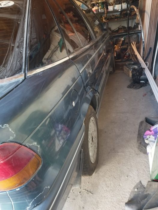Продам Мицубиси Лансер 1992