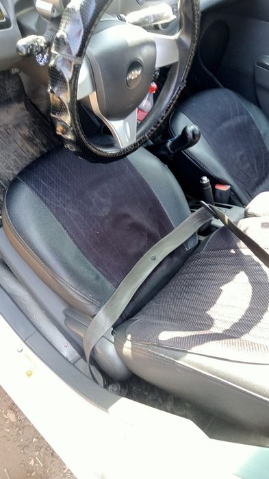 Спарк мошинаси сотилади