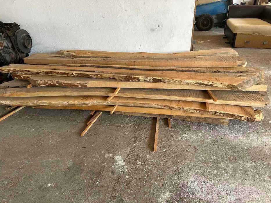 Сухи орехови и дива череша янове за заливане със епоксидна смола