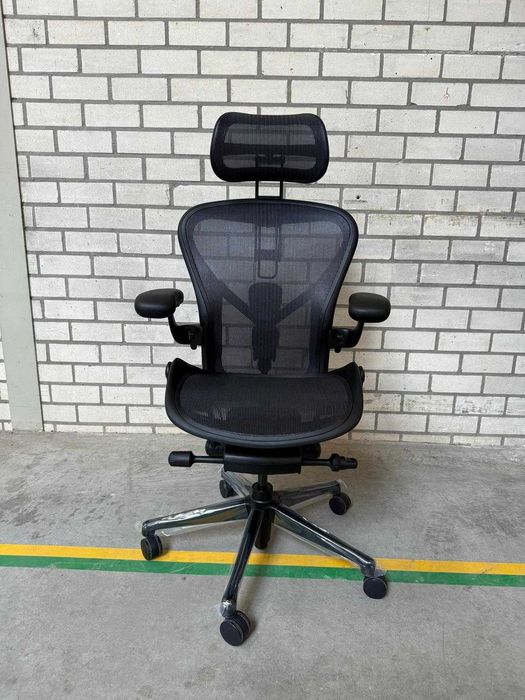 Showroommodel Herman Miller Aeron Remastered Onyx (Atlas Headrest)