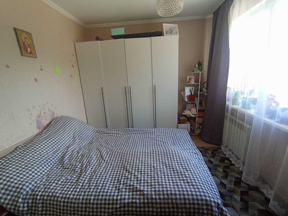 Продам 4-х комнатную квартиру