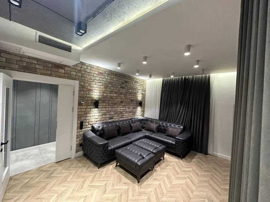 Фото Реальные ! Срочно Сдам квартиру в Центре Города ! Парк Бобура !