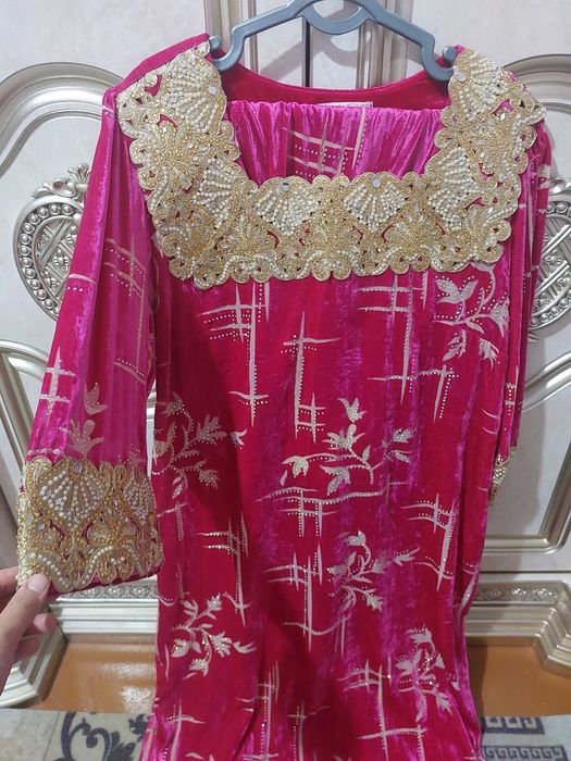 Milliy libos va oqshom liboslari