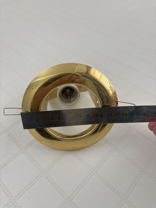 Светильник потолочный