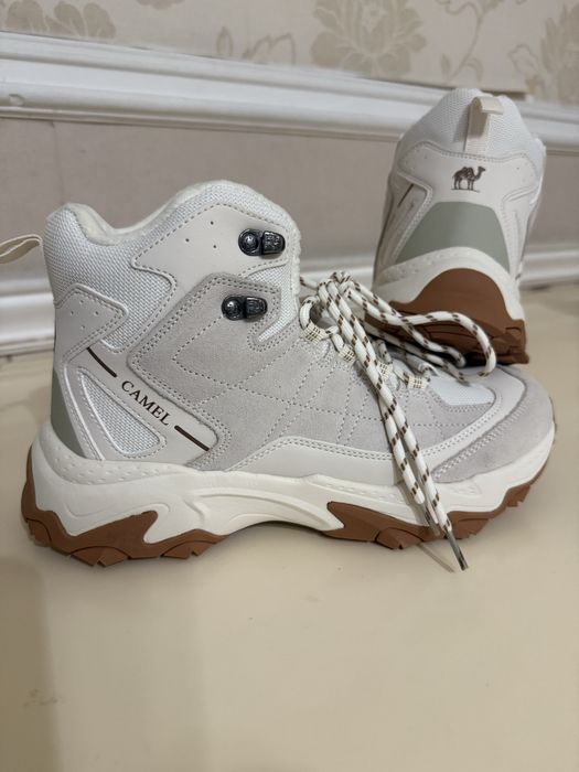 Обувь ботинки продам