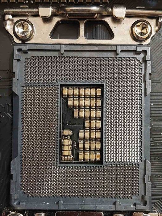 Asus Rog Strix Z790-H Gaming Wi-Fi DDR5