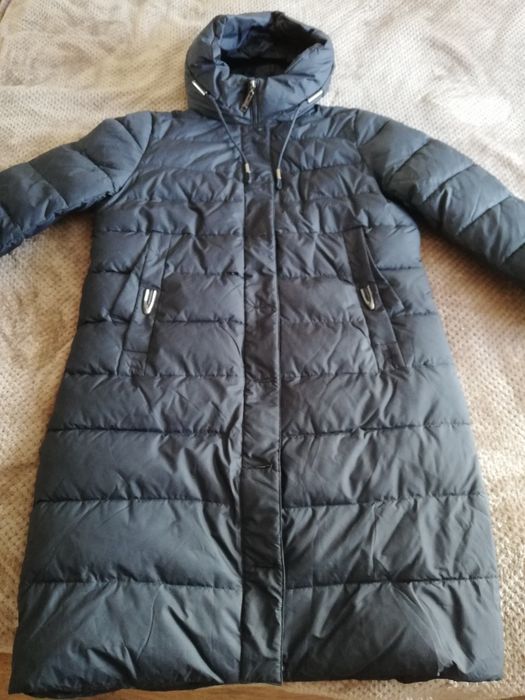 Продам зимние пальто.