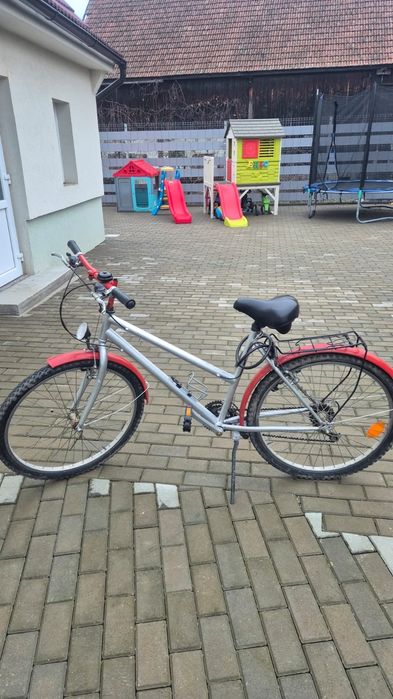 Vând bicicleta 26"