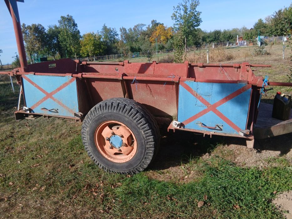 Vand remorca de tractor