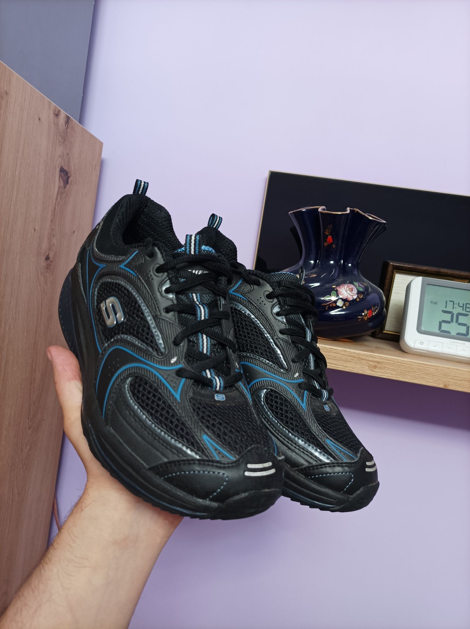 Adidasi skechers sale