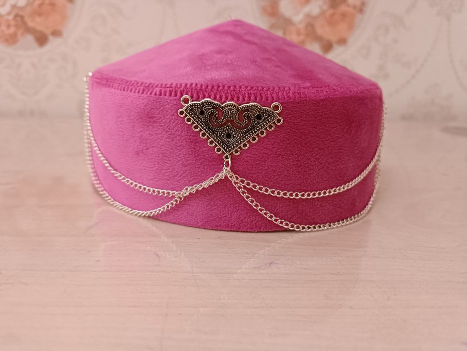 Красивая тюбетейка