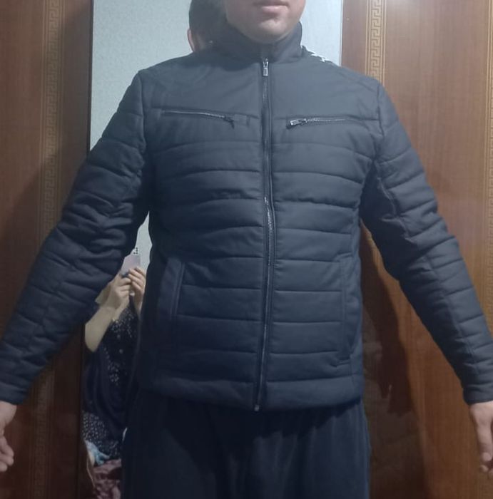 Продам мужские куртки
