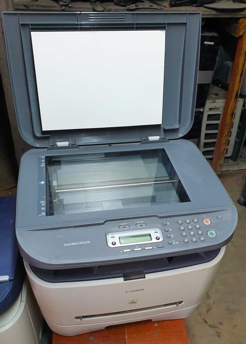 Продам Canon LaserBase MF3228, срочно, дешево!