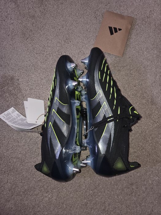 Vând ghete adidas Predator Elite SC-negru.Noi