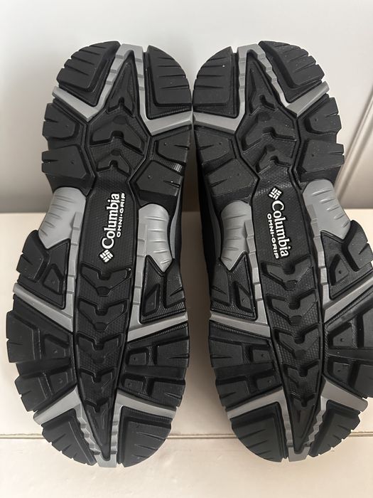 Продам зимние кроссовки оригинал “Columbia”