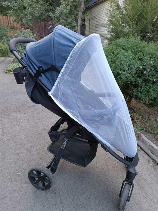Продам прогулочную коляску TOMIX, б/у
