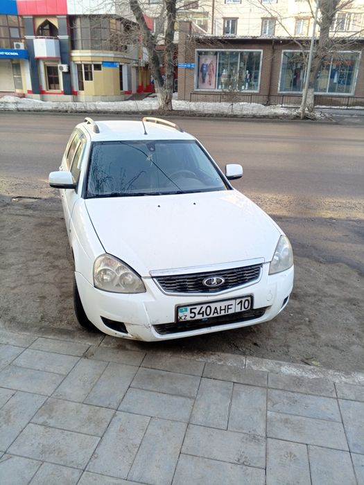 Продам Приору универсал