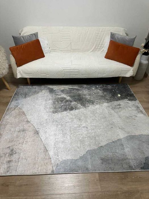 Килими страхтни модели